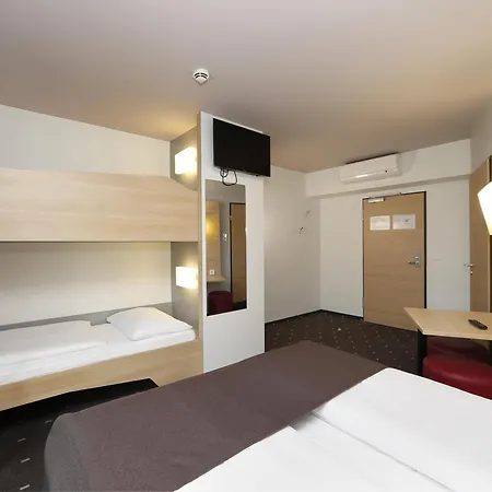 B&B Hotel Berlin-Alexanderplatz Exterior photo